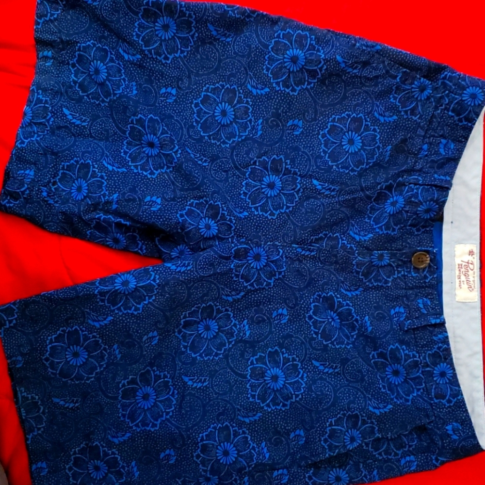 Penguin by Munsingwear shorts blue size 34
